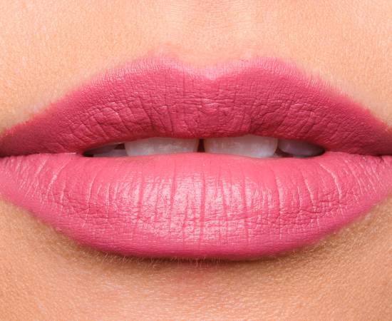 Chất son đặc biệt mang đến sự hoàn hảo cho đôi môi Son Tom Ford Pussycat