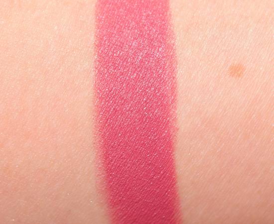 Thành phần quý hiếm tạo nên chất son mịn và mướt đến không ngờ Son Tom Ford Pussycat
