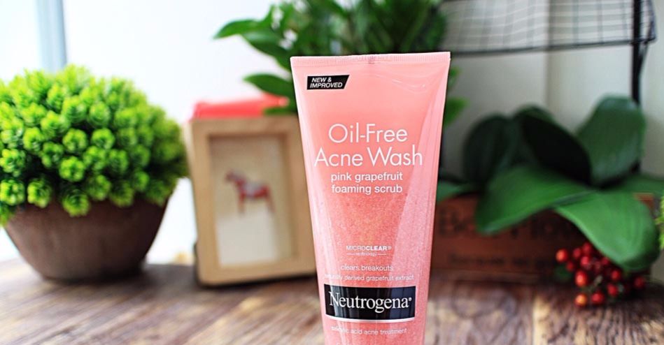 NEUTROGENA Oil-Free Acne Wash Pink Grapefruit