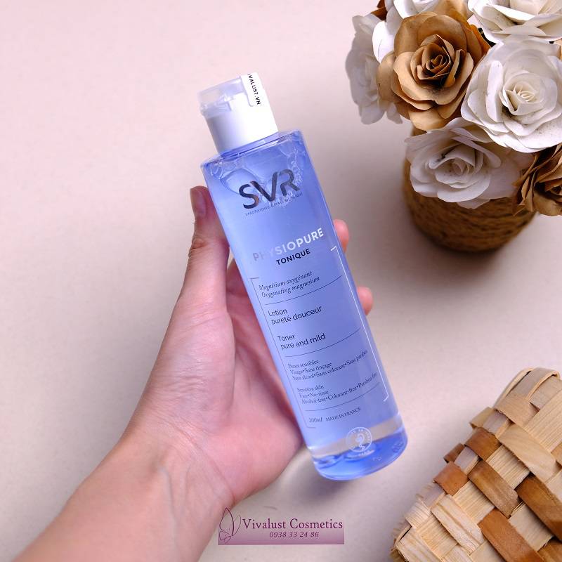 Mỗi thành phần được lựa chọn cẩn thận và tính toán tỉ mỉ để đảm bảo khả năng dung nạp tối ưu cho tất cả các loại da, kể cả da nhạy cảm nhất . Nước hoa hồng SVR PHYSIOPURE