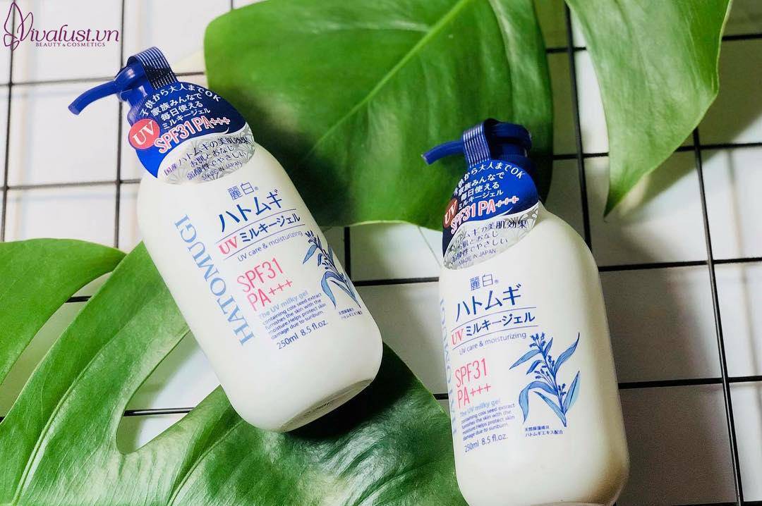 Sữa Dưỡng Thể Trắng Da Chống Nắng HATOMUGI SPF31 PA+++ Sua-duong-the-chong-nang-Hatomugi-SPF31-PA-Vivalust.vn-6-.jpg