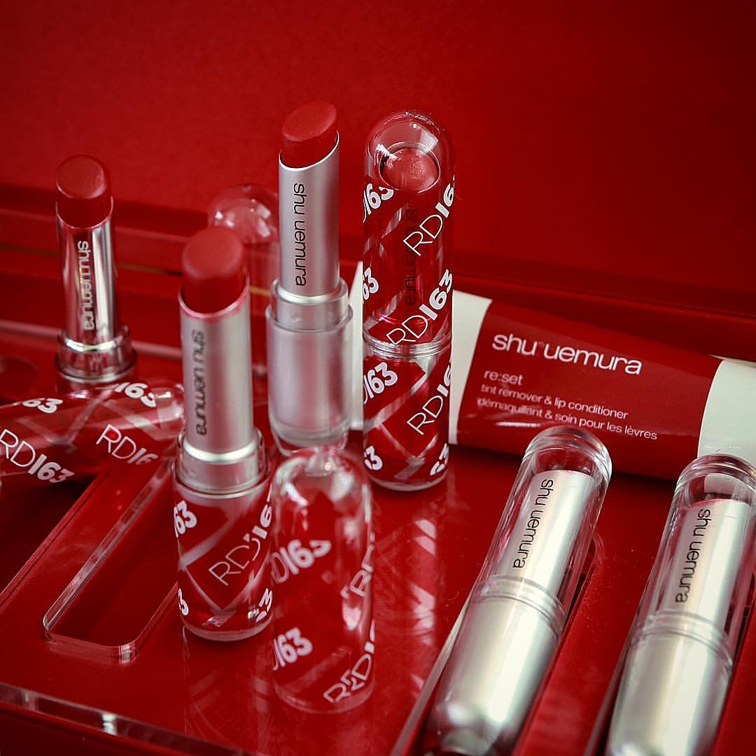 Son Shu Uemura M RD 163 đỏ thuần chính là “linh vật” khai xuân may mắn của các cô gái Son-Shu-Uemura-M-RD-163-Limited-Edition-Vivalust.vn-3-1-1.jpg